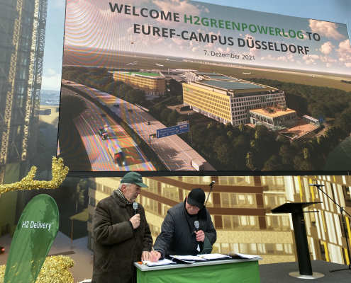 Special highlight: signing of H2 GreenPowerLog's lease for the future EUREF campus in Düsseldorf